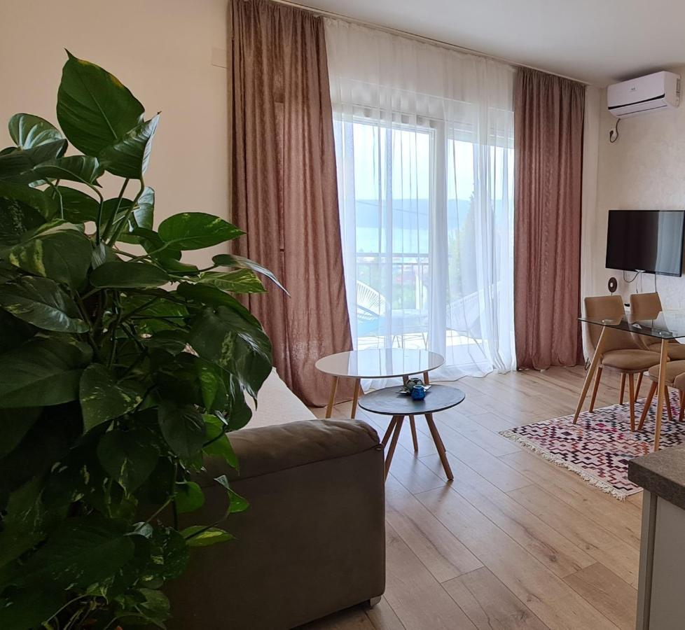 Apartments Tivat Exterior foto