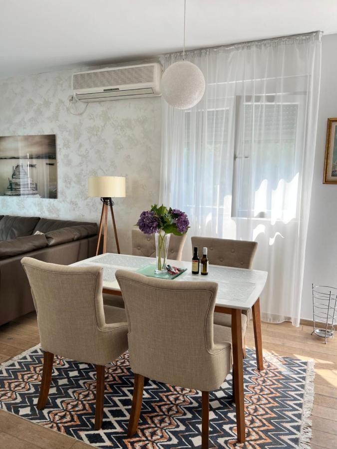 Apartments Tivat Exterior foto