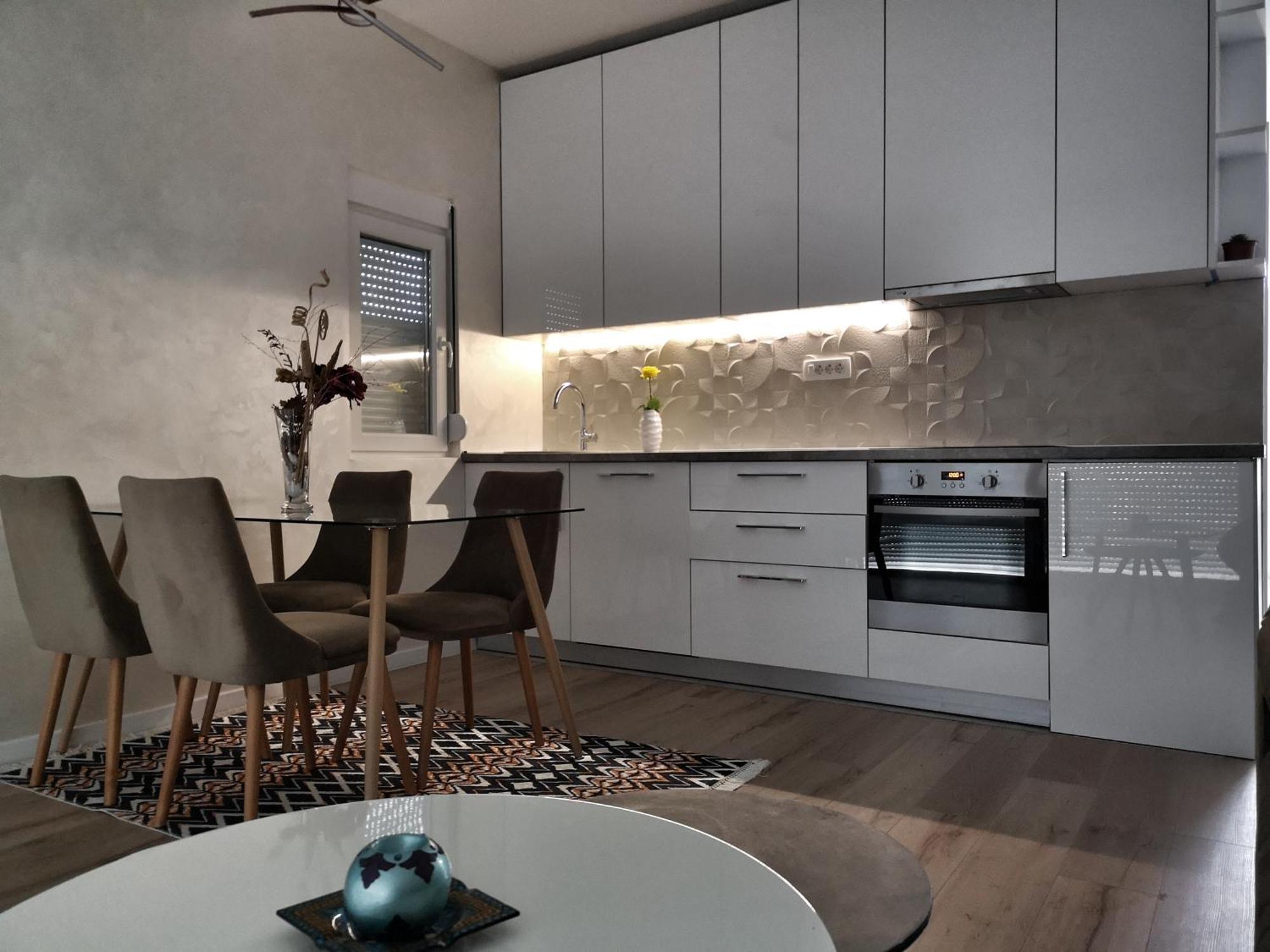 Apartments Tivat Exterior foto
